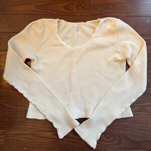 Brandy MelvilleBrandy Melville White Cream Lace Cropped Long-sleeve Size Medium